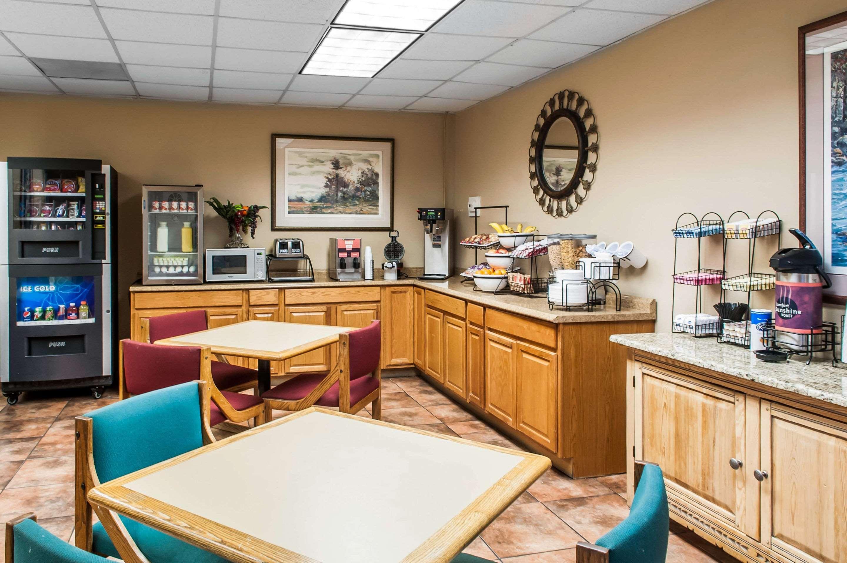 Rodeway Inn East Albuquerque Dış mekan fotoğraf