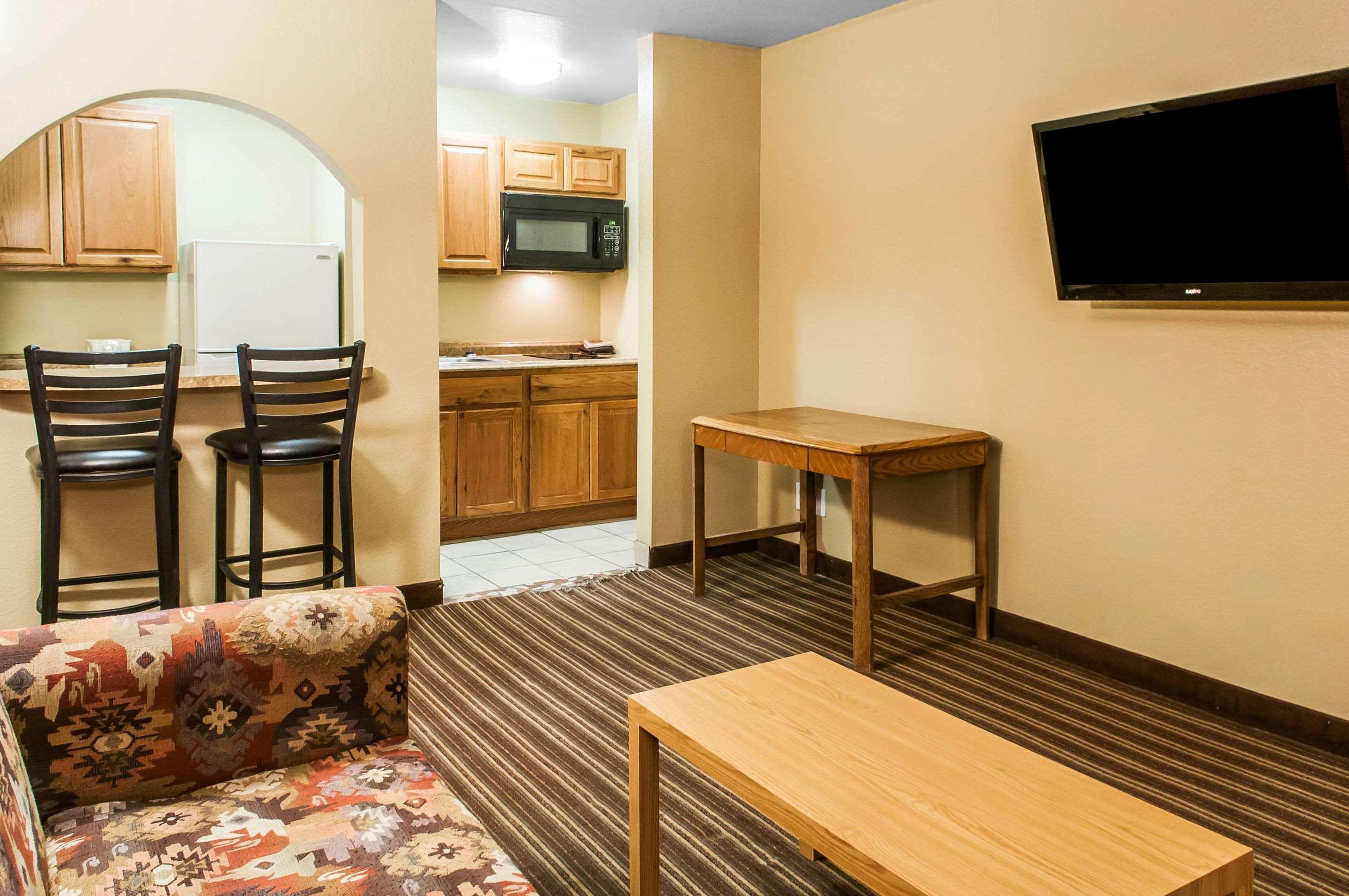 Rodeway Inn East Albuquerque Dış mekan fotoğraf