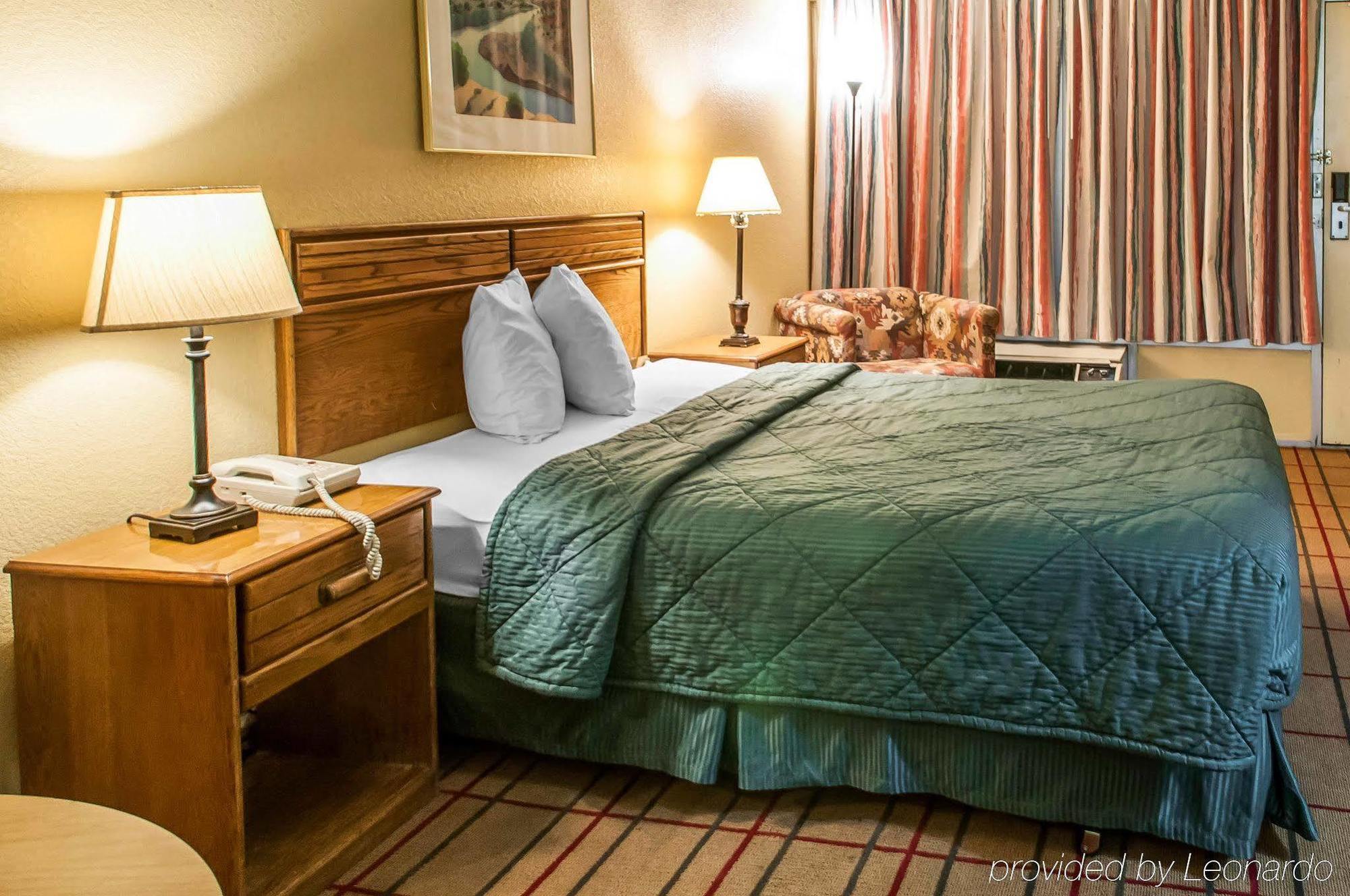 Rodeway Inn East Albuquerque Dış mekan fotoğraf